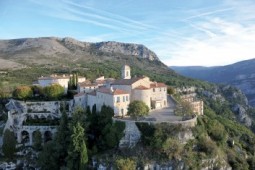 5 gourdon-vue-generale.jpg